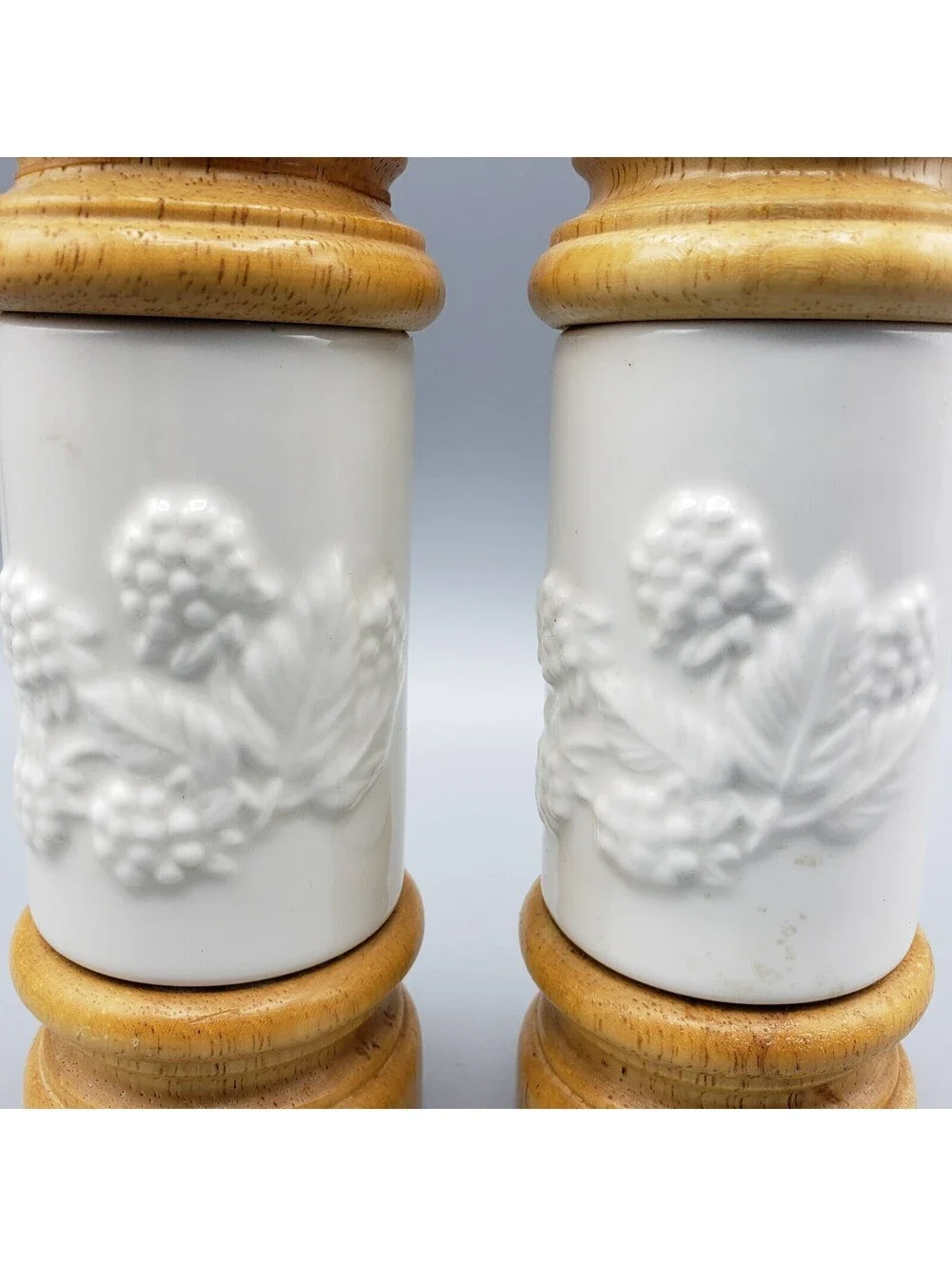 Mr. Dudley Salt & Pepper Shakers Grinder Wood & Ceramic Berries Leaves Embossed